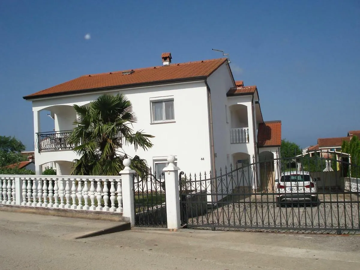 Apartment Apartmani I Soba Mia Porec
